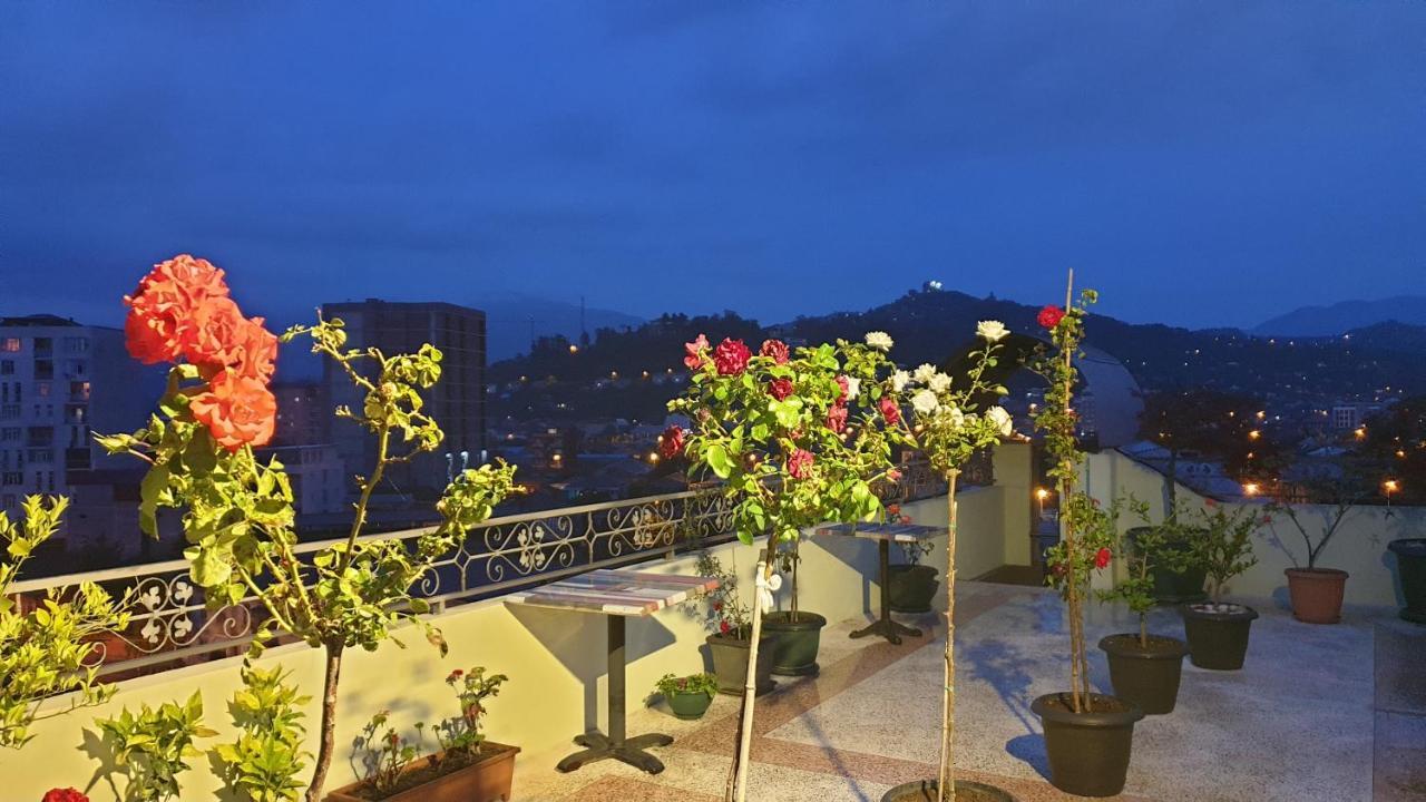 Marani Hotel Batumi Bagian luar foto