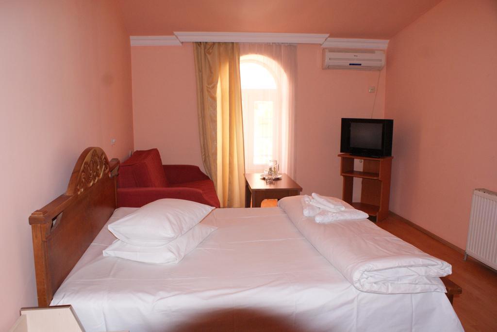 Marani Hotel Batumi Ruang foto