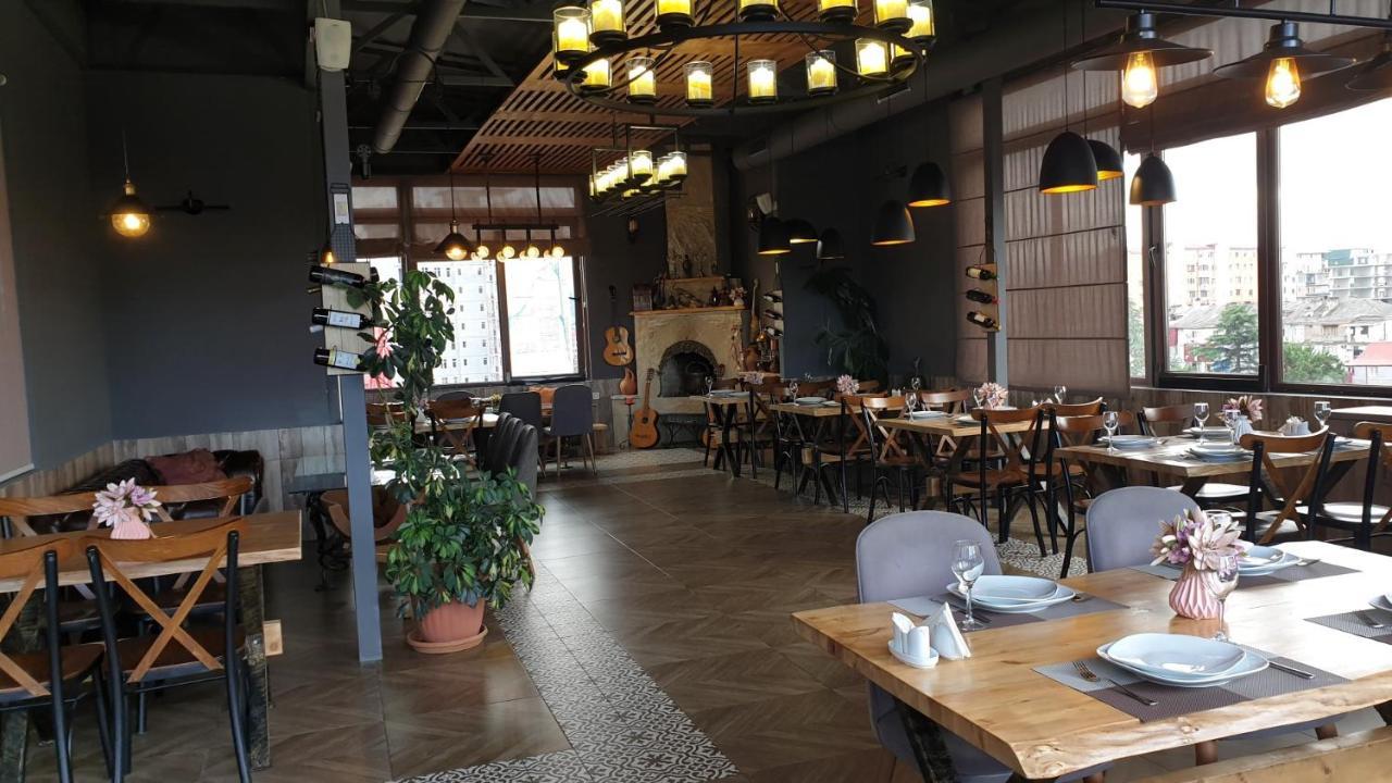 Marani Hotel Batumi Bagian luar foto