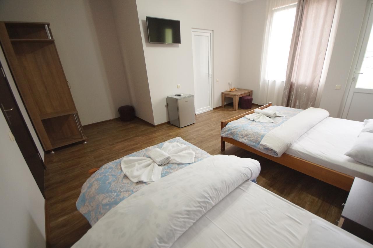 Marani Hotel Batumi Bagian luar foto